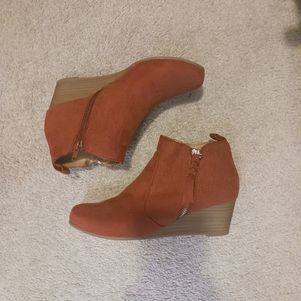 Orange Red DV8 Bates Perforated Wedge Bootie | Size 6.5